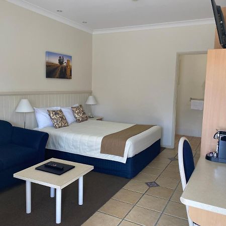 Dalby Mid Town Motor Inn Eksteriør billede